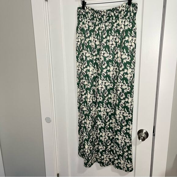 Hutch Anthropologie Wide Leg White and Green Floral Pull On Pants - Picture 16 of 16